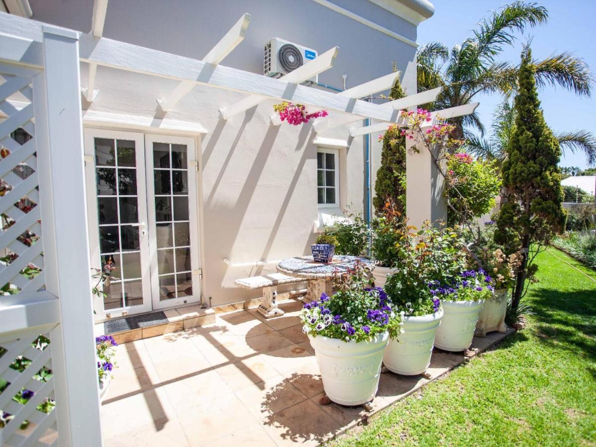 No 4 Boutique Beach House Port Elizabeth Exterior photo